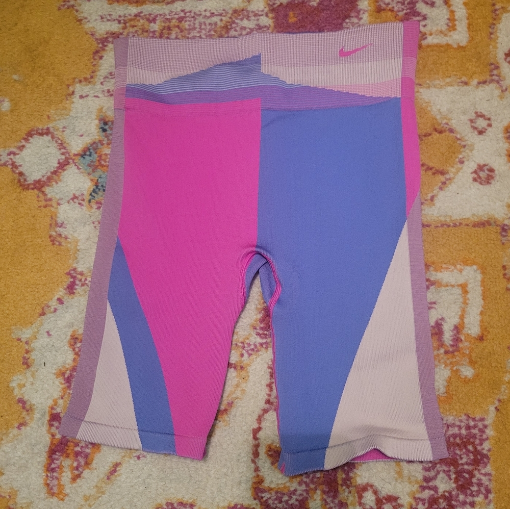 Nike Icon Clash shorts *Size XL* - Picture 5 of 7